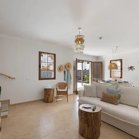 Home2book Luxury Catalina Private Pool Villa Yaiza (Lanzarote)